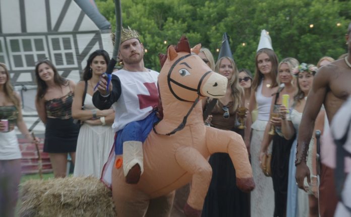 West Wilson Kisses Castmate in Summer House Season 10 First