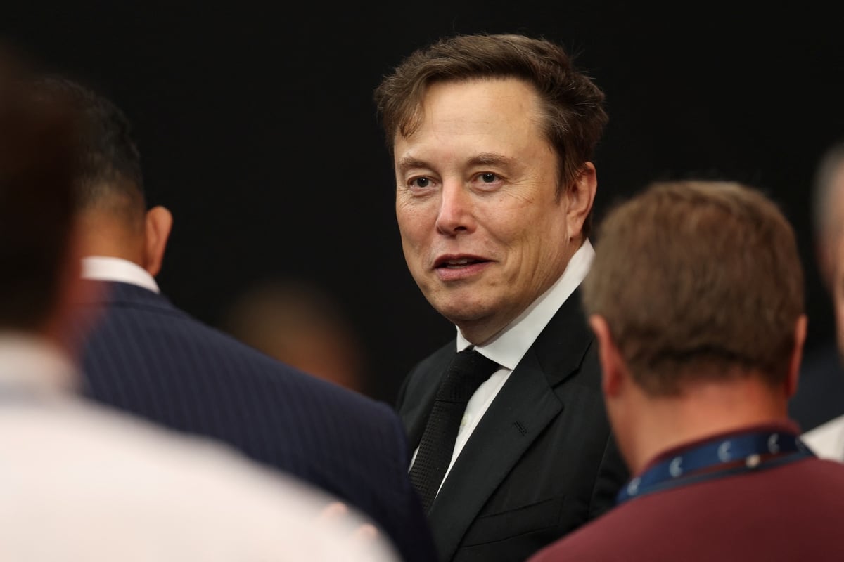 Musk quietly abandons third party project fizzles and returns to bankrolling GOP