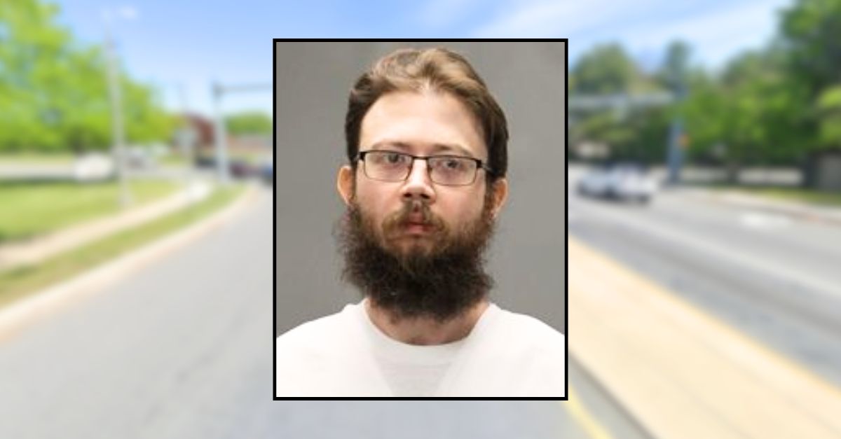 Man heading back to work from lunch bleeds out in front of witnesses after argument with Hyundai at red light turns deadly, cops say